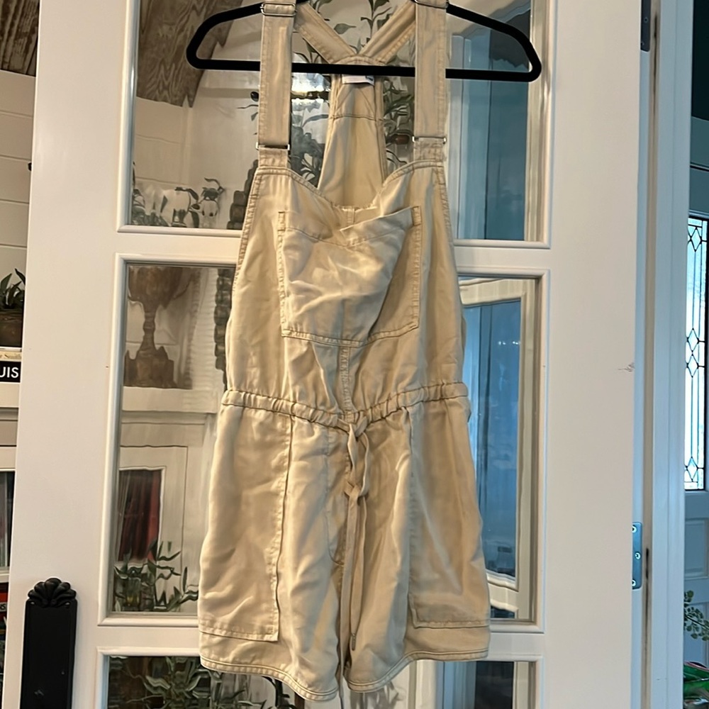Cream Overall Shorts Romper Front Tie Zipper Pockets